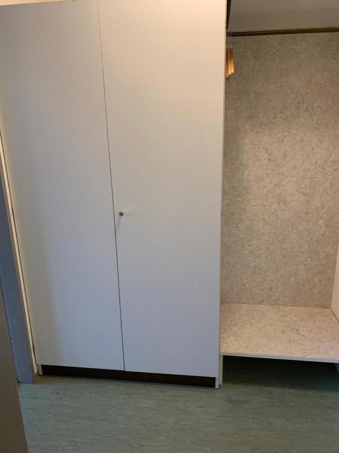 Ruhige Sonnige Wohnung Mit Rooftopterrasse Nahe Universitaet Gerbrunn Exteriör bild