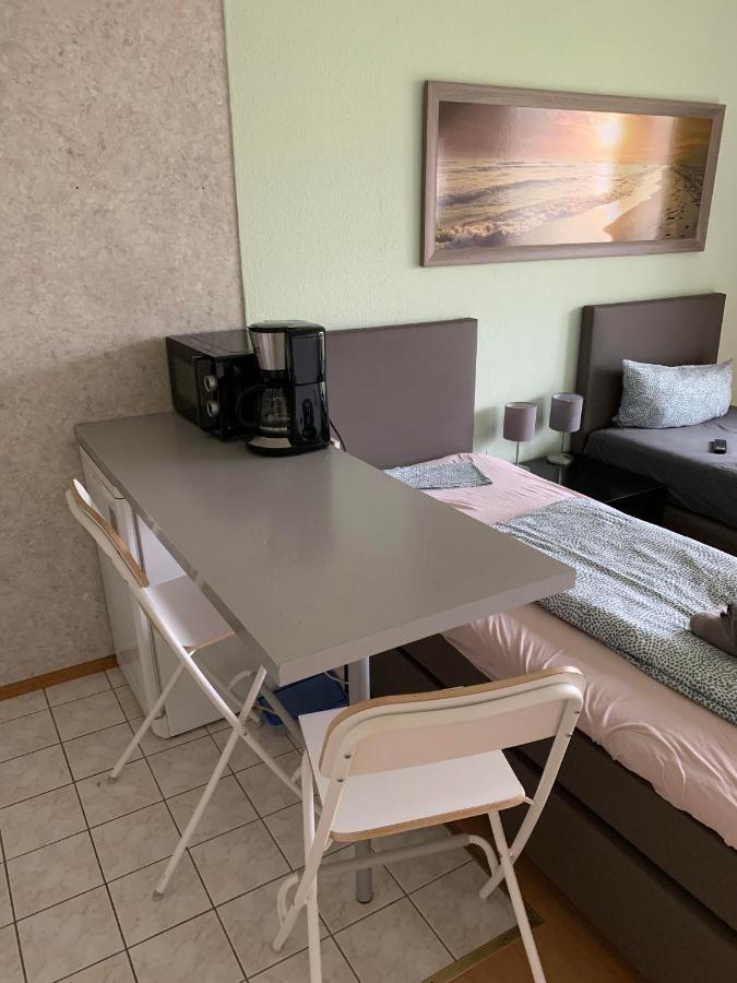 Ruhige Sonnige Wohnung Mit Rooftopterrasse Nahe Universitaet Gerbrunn Exteriör bild
